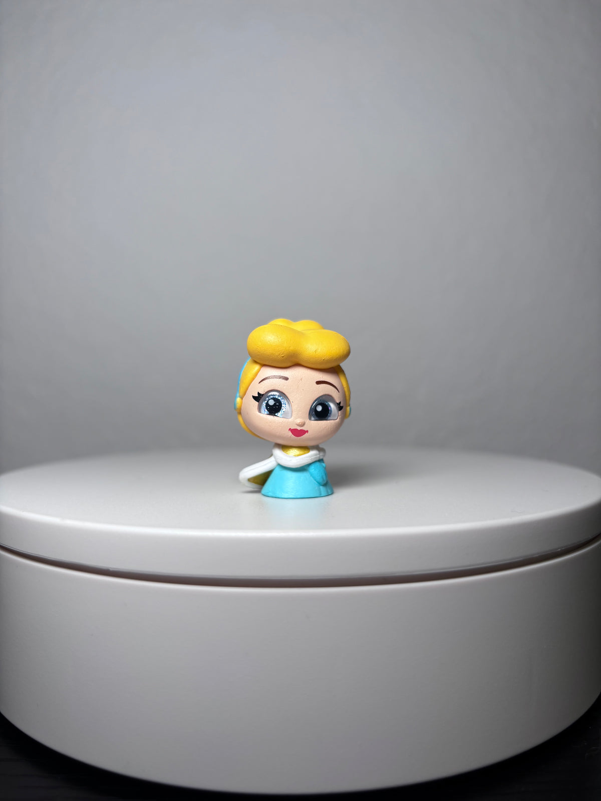 Christmas Cinderella Pen Topper