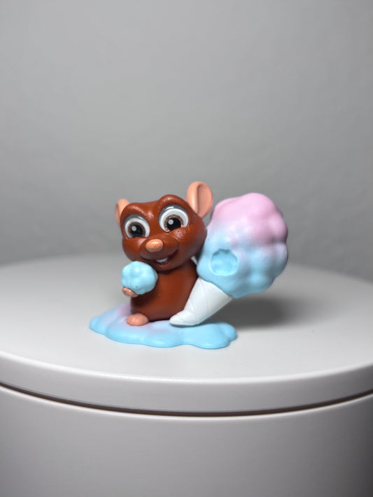Emile Pen Topper