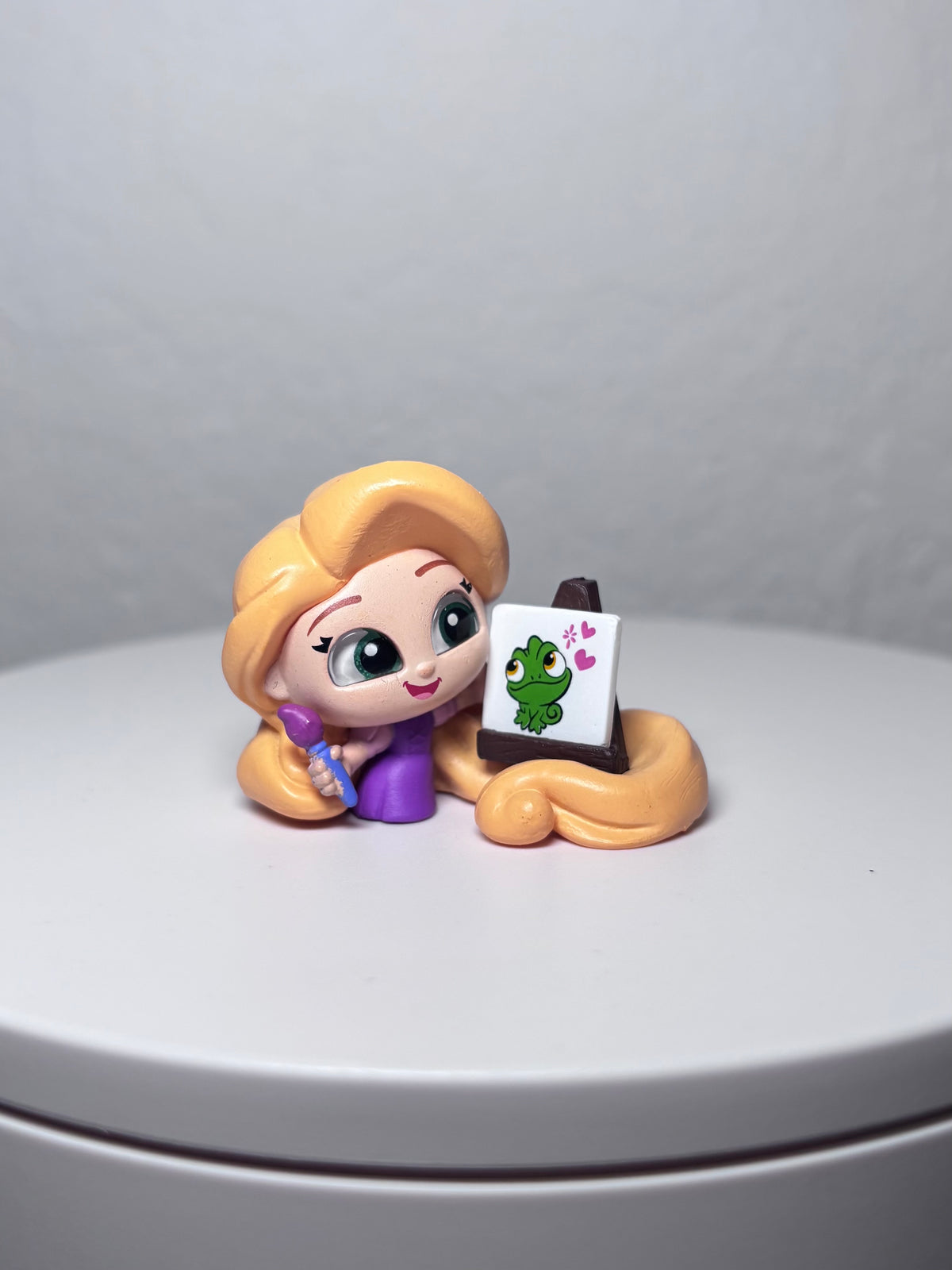 Rapunzel Pen Topper￼